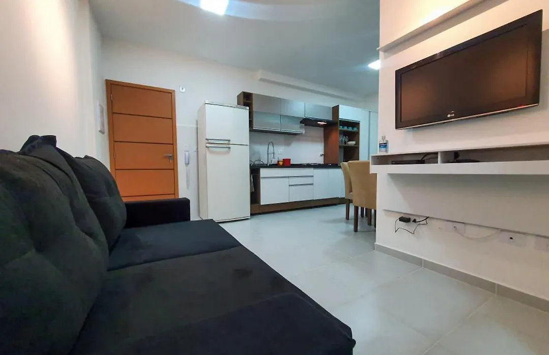 Apartamento novo , poucos metros da praia com WI FI-1